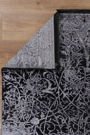 Brooklyn Intricate Floral Silver Rug