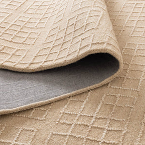 Abasco Croissant Beige Knitted Wool Rug