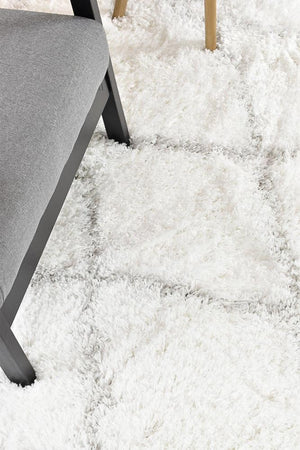 Cobi Shaggy White Rug 8744A - Floorsome - SHAGGY