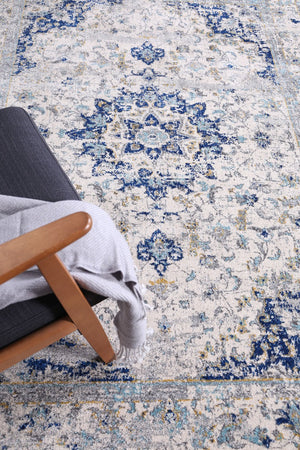 Delicate Navy Blue Traditional Rug - Floorsome - Traditional