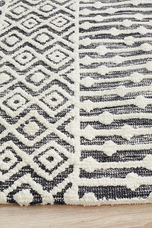 Levi Emma Ivory Black Rug - Floorsome - MODERN