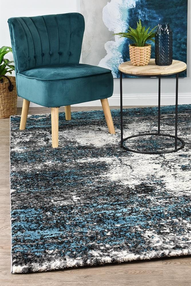 Marvel 651 White Turquoise Rug