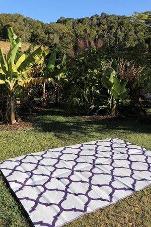 MOROCCAN Recycled Plastic Mat, AUBERGINE & White 1.8 x 2.7m - Floorsome - Outdoor Rugs