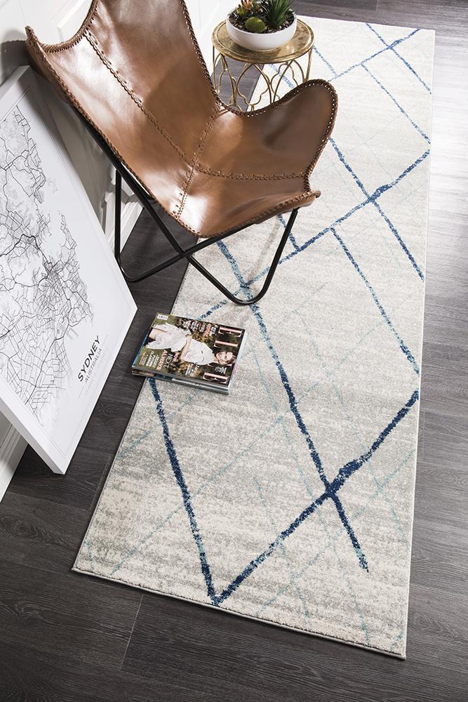 Oasis 452 White Blue Contemporary Runner Rug