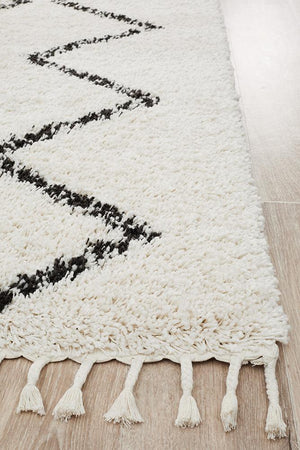 Saffron 11 White Rug - Floorsome - MODERN