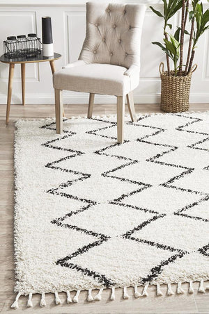 Saffron 11 White Rug - Floorsome - MODERN