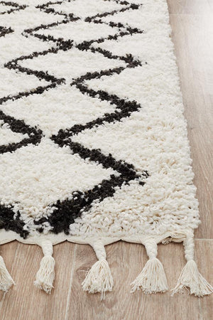 Saffron 11 White Runner Rug - Floorsome - MODERN