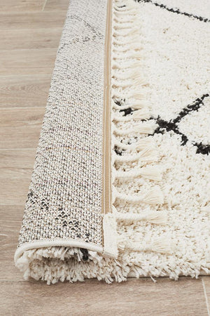 Saffron 22 White Rug - Floorsome - MODERN