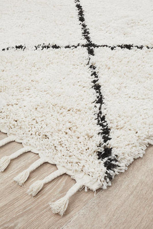 Saffron 22 White Rug - Floorsome - MODERN