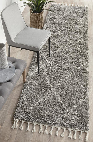 Saffron 44 Grey Runner Rug - Floorsome - MODERN