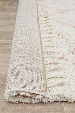 Saffron 44 Pink Rug - Floorsome - MODERN