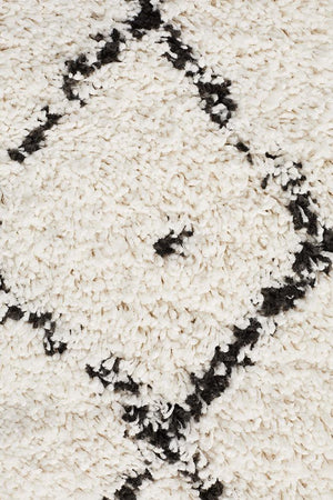 Saffron 44 White Runner Rug - Floorsome - MODERN