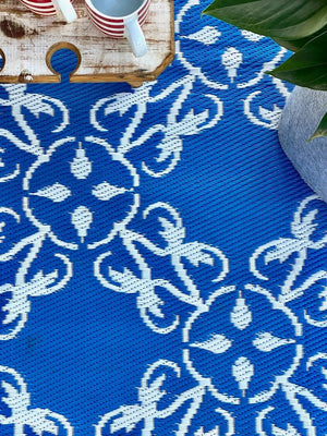 SANTORINI Recycled Plastic Mat, Blue & White 1.8x2.7m - Floorsome - Outdoor Rugs